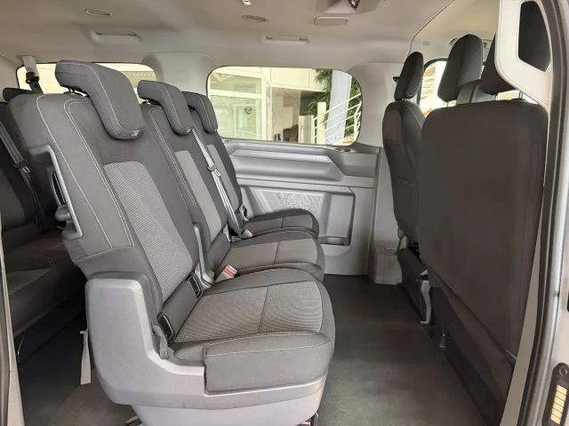 Volkswagen T7 Caravelle