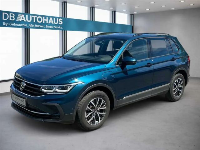 Volkswagen Tiguan Life 1.4 eHybrid DSG 2023 Hybride / Benzine