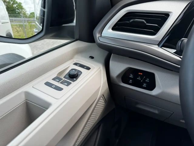 Volkswagen T7 California
