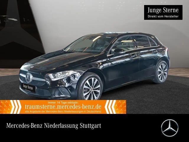 Mercedes-Benz A 250 e STYLE+PANO+KAMERA+TOTW+8G 2022 Hybride / Benzine