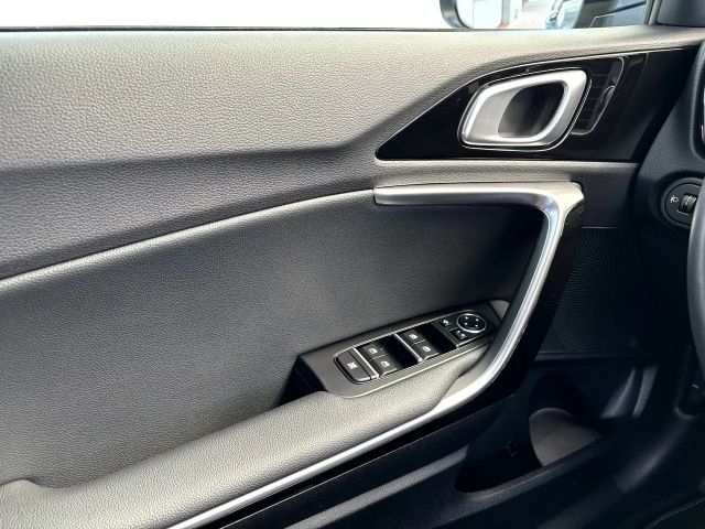 Kia Ceed / cee'd