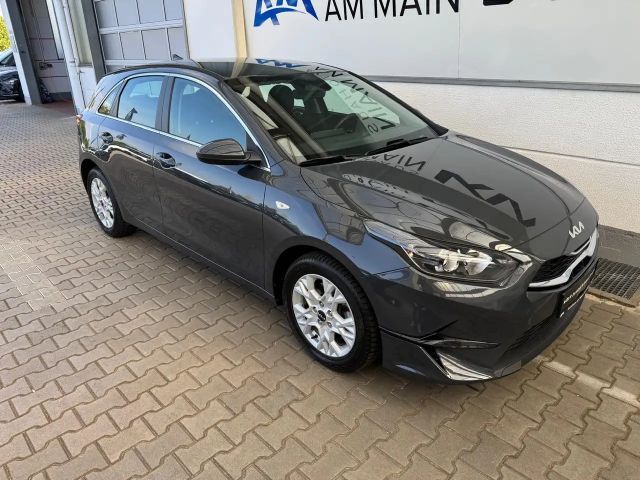 Kia Ceed / cee'd