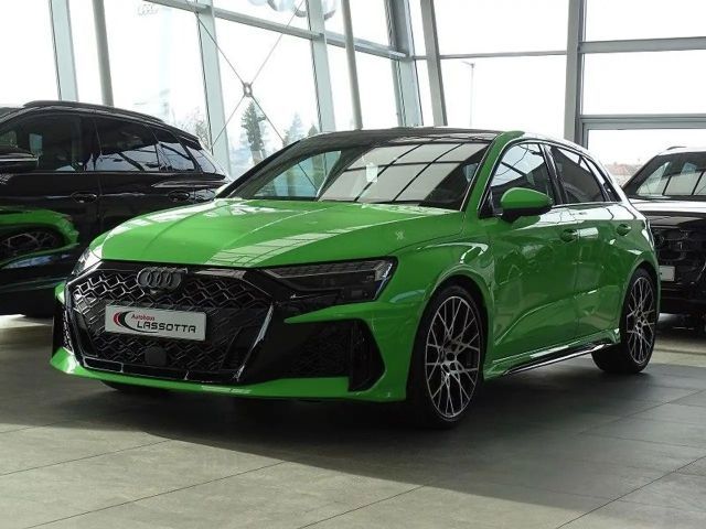 Audi RS3 Sportback 2.5 TFSI quattro - SONOS Premium 2025 Benzine