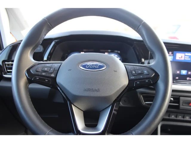 Ford Grand Tourneo