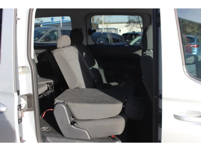 Ford Grand Tourneo
