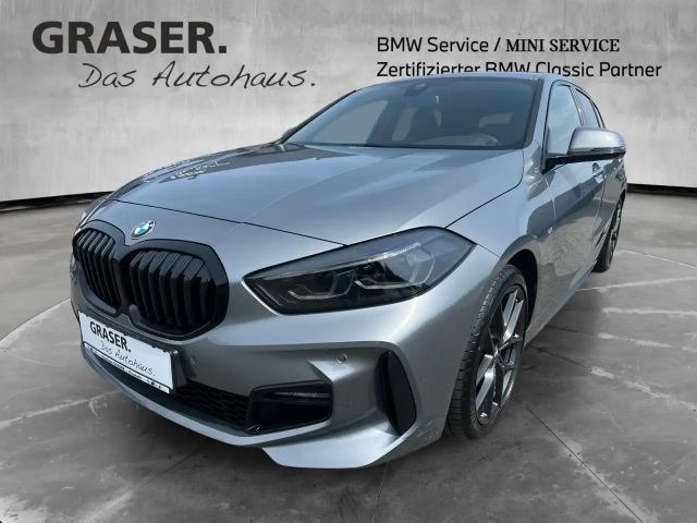 BMW 118 i M Sport M-Sitze Head-Up Panorama uvm. 2024 Benzine