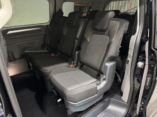 Volkswagen T7 Caravelle