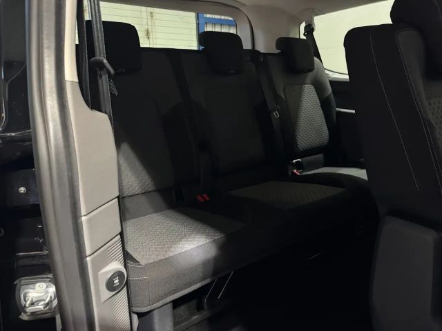 Volkswagen T7 Caravelle