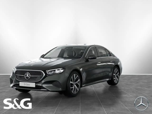 Mercedes-Benz E 200 Avantgarde AHK+DISTRO+TOTWINKEL+KAMERA+19" 2025 Benzine