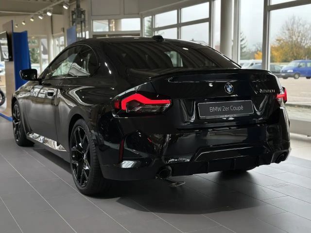 BMW 220