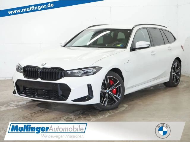 BMW 330 e T. M Sport Pro HUD ACC HiFi Lenkradh.AHK P+ 2025 Hybride / Benzine