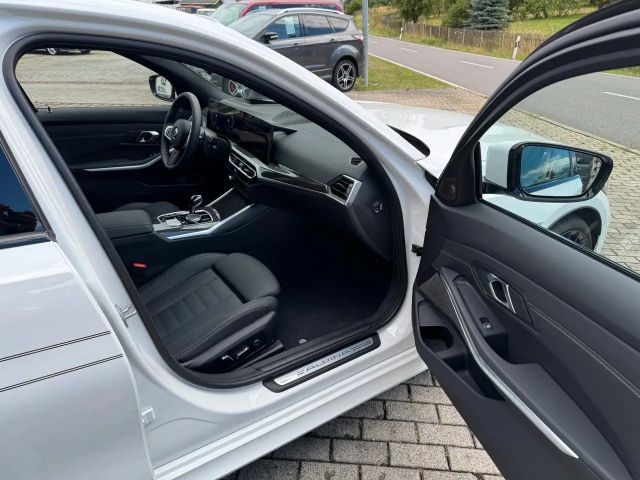 Alpina B3
