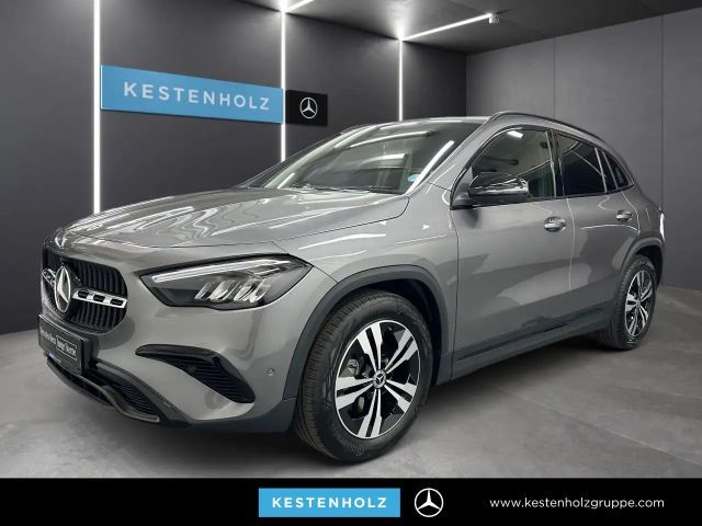 Mercedes-Benz GLA 200 360° LED AHK Night Keyl-GO Laderaump PTS 2026 Benzine