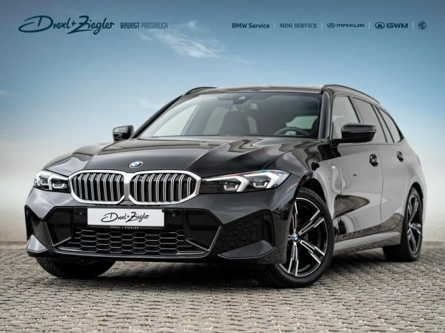 BMW 320 i Touring M-Sport AHK PANODACH ParkAss RFK 2025 Benzine