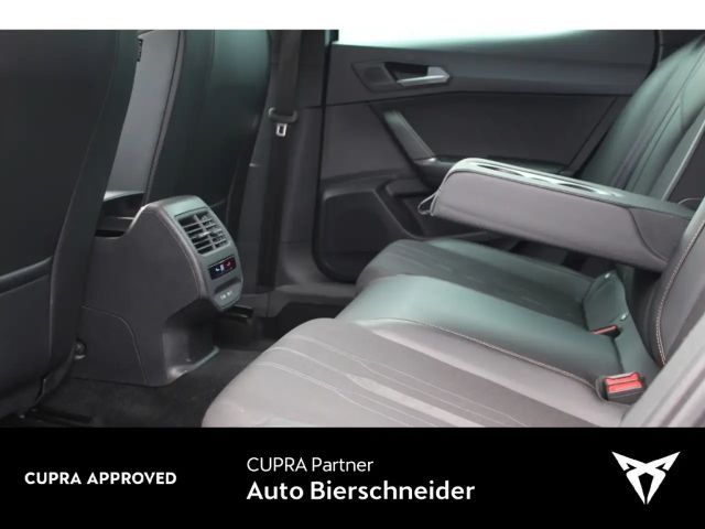 Cupra Leon 2.0 TSI DSG VZ PANO NAVI DCC ACC SHZ FULL 19BLACK 2022 Benzine