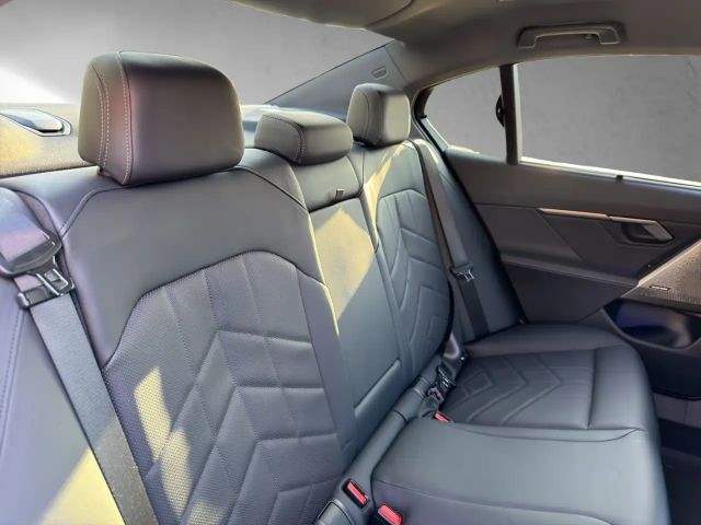 BMW 550