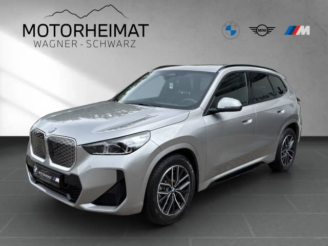 BMW iX1 xDrive30 M Sport Pano Aktivsitz Service Inclusive 2025 Elektrisch