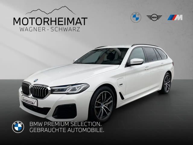 BMW 530 e xDrive Touring DrivAssistProf HUD M Sport 2022 Hybride / Benzine