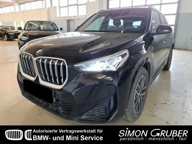 BMW X1 sDrive 18i M Sport Paket Panorama LED Kamera 2025 Benzine