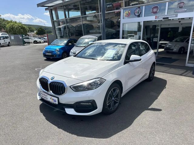 BMW 118 Sport Line 1,5 136PS 2022 Benzine