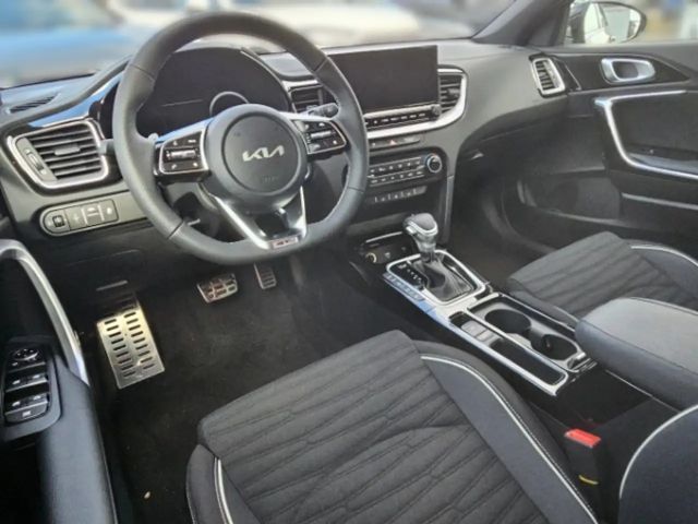 Kia Ceed / cee'd