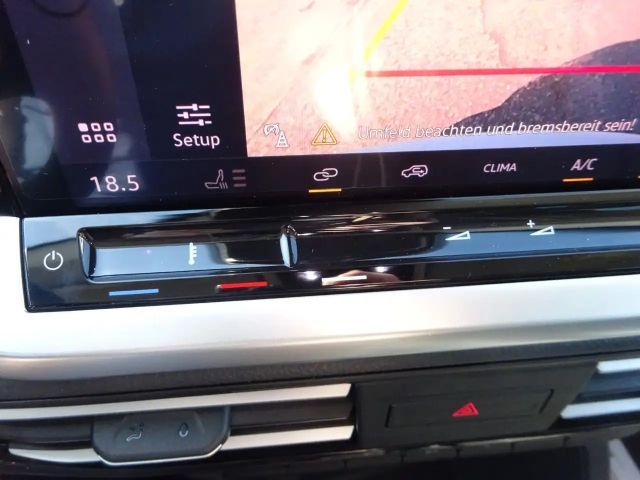 Ford Grand Tourneo