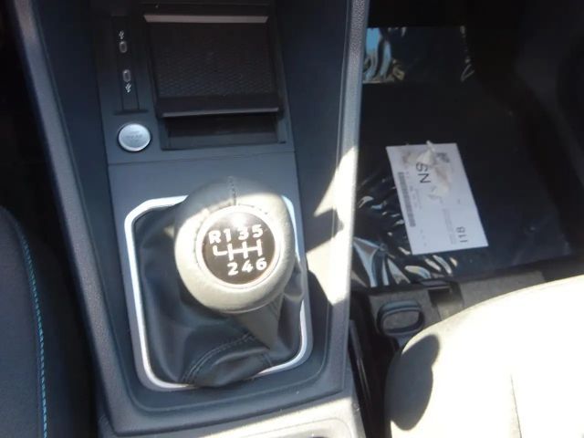 Ford Grand Tourneo