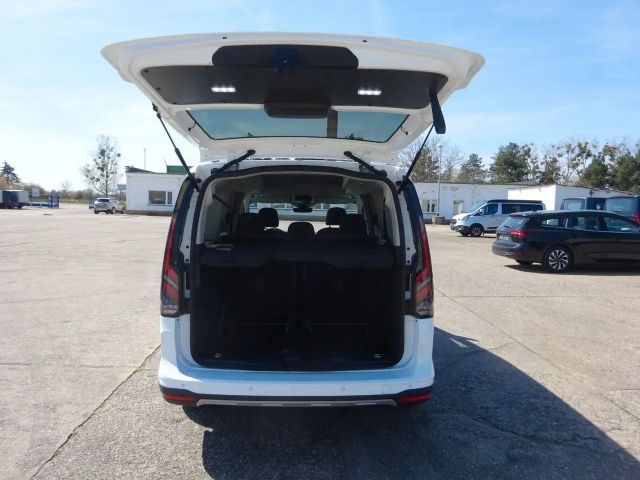 Ford Grand Tourneo