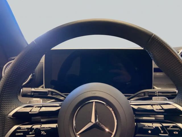 Mercedes-Benz CLE 200