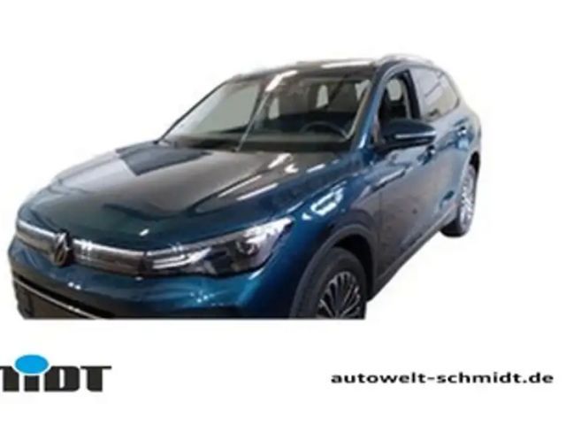 Volkswagen Tiguan 1.5 eTSi DSG Life AHK R-Kamera Navi SideAssist ... 2025 Benzine