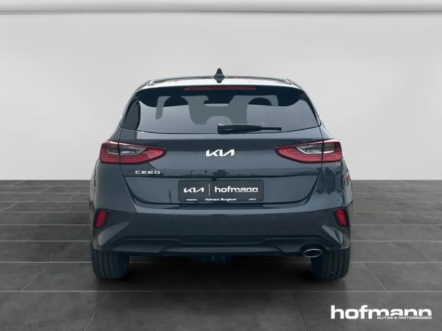 Kia Ceed / cee'd