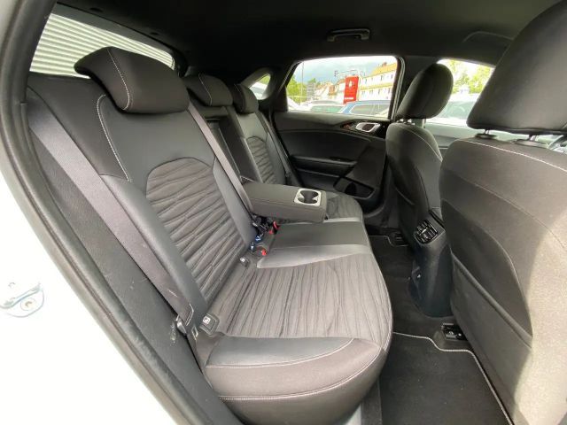 Kia Ceed / cee'd