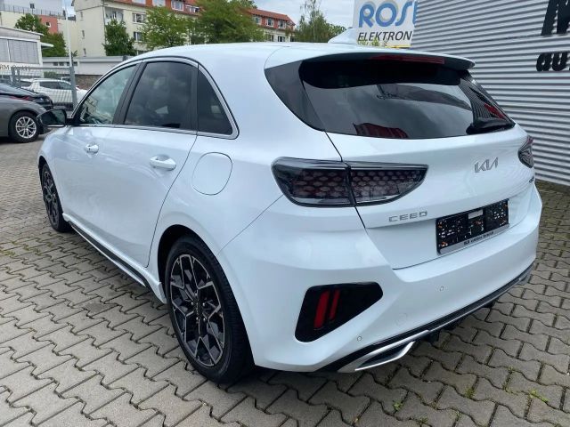Kia Ceed / cee'd