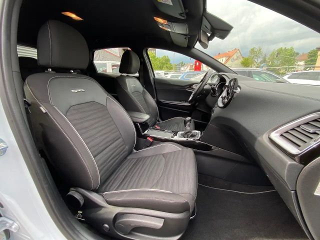 Kia Ceed / cee'd