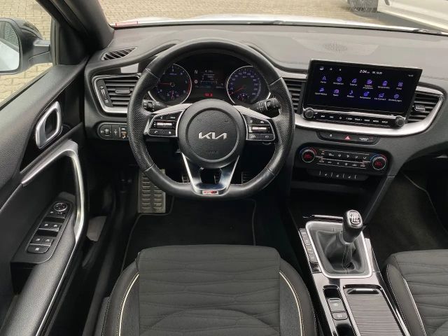 Kia Ceed / cee'd