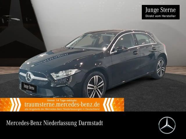 Mercedes-Benz A 250 e PROGRESSIVE+AHK+KAMERA+8G 2021 Hybride / Benzine