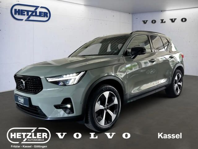 Volvo XC40 B4 Ultimate Dark 2WD AHK Digitales Cockpit Memory 2023 Benzine