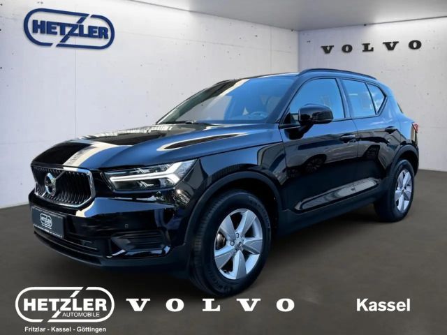 Volvo XC40 Momentum Core 2WD Navi Digitales Cockpit Soundsyst 2022 Benzine