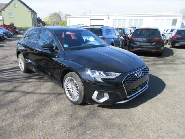 Audi A3 Sportback Advanced 1.0 TFSI KLIMA GJR ALU APS SITZHEIZUNG SOUND LED 2023 Benzine