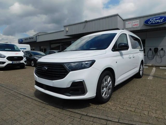 Ford Grand Tourneo