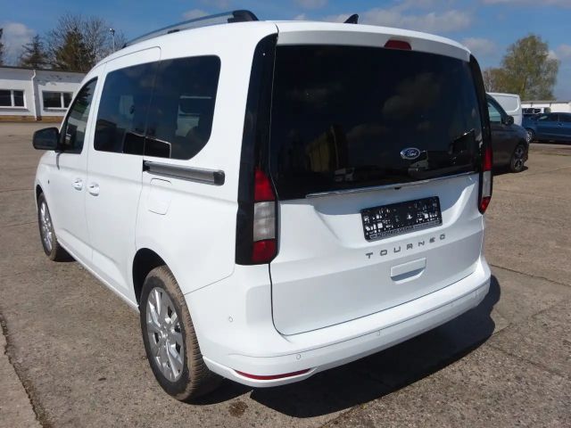Ford Tourneo