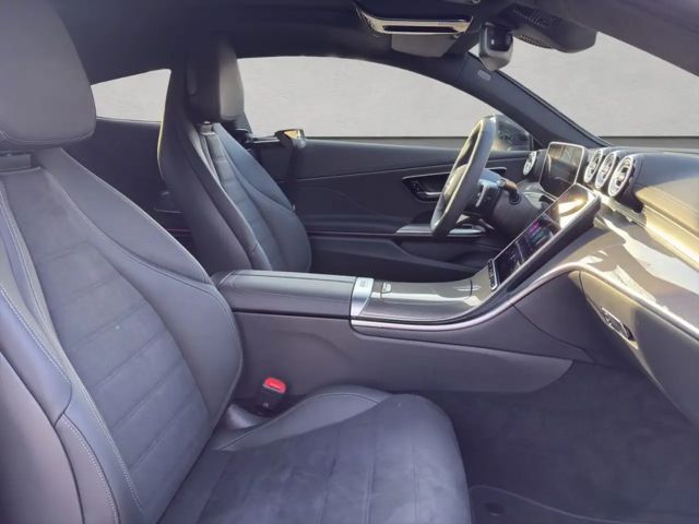 Mercedes-Benz CLE 200