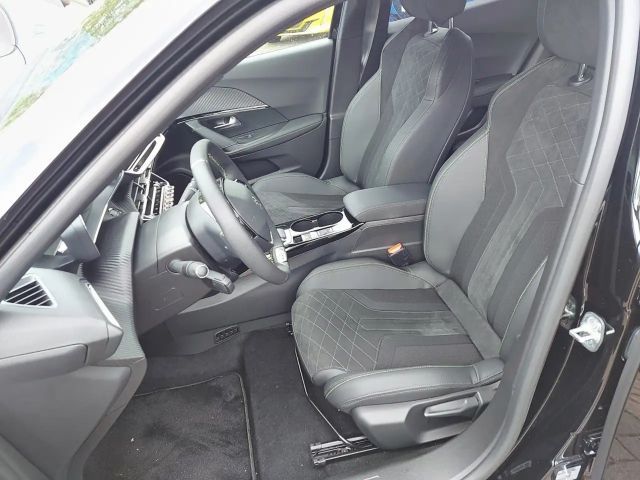 Peugeot e-2008