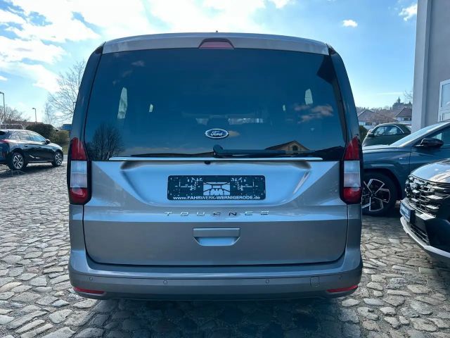 Ford Grand Tourneo