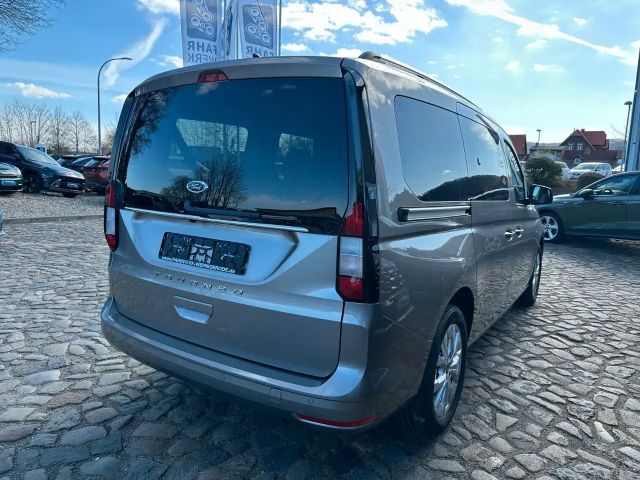 Ford Grand Tourneo
