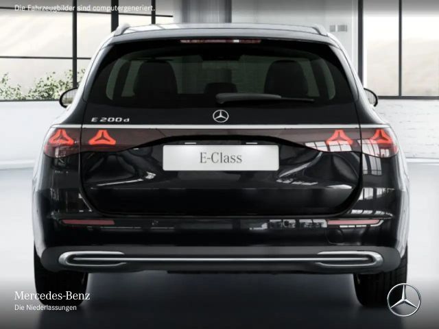 Mercedes-Benz E 200