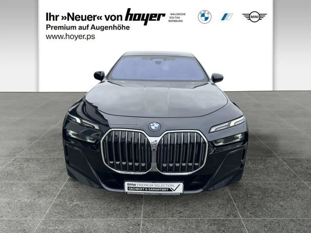 BMW 740