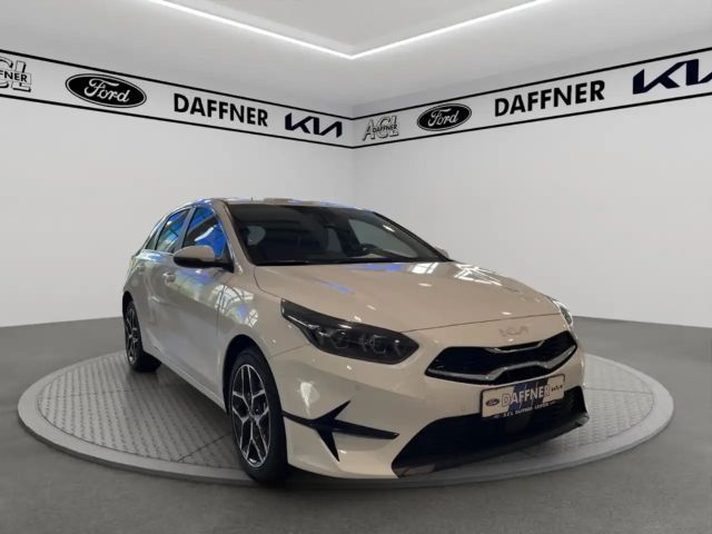 Kia Ceed / cee'd