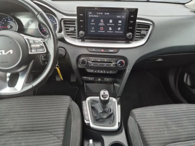 Kia Ceed / cee'd