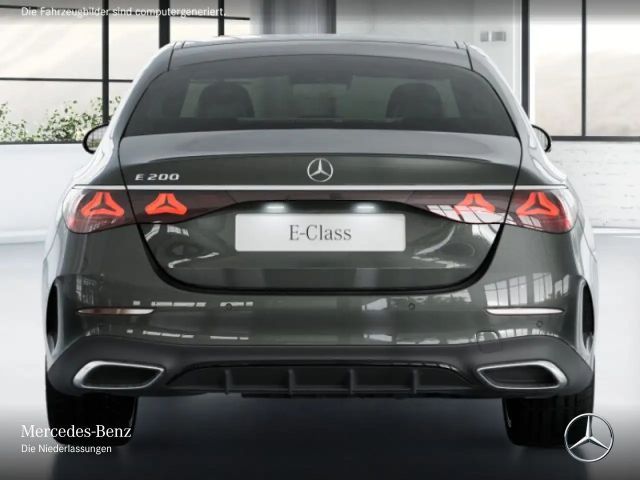 Mercedes-Benz E 200